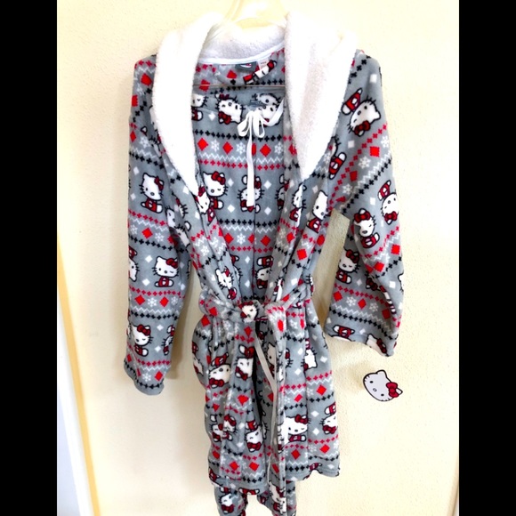 Sanrio Other - Hello Kitty 2-piece PJ set